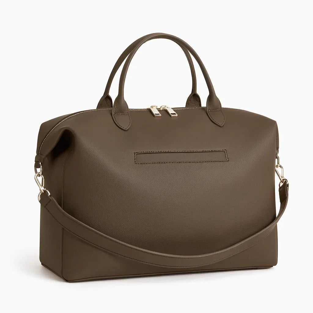 Sac à langer en cuir ou en toile : lequel choisir et pourquoi ?