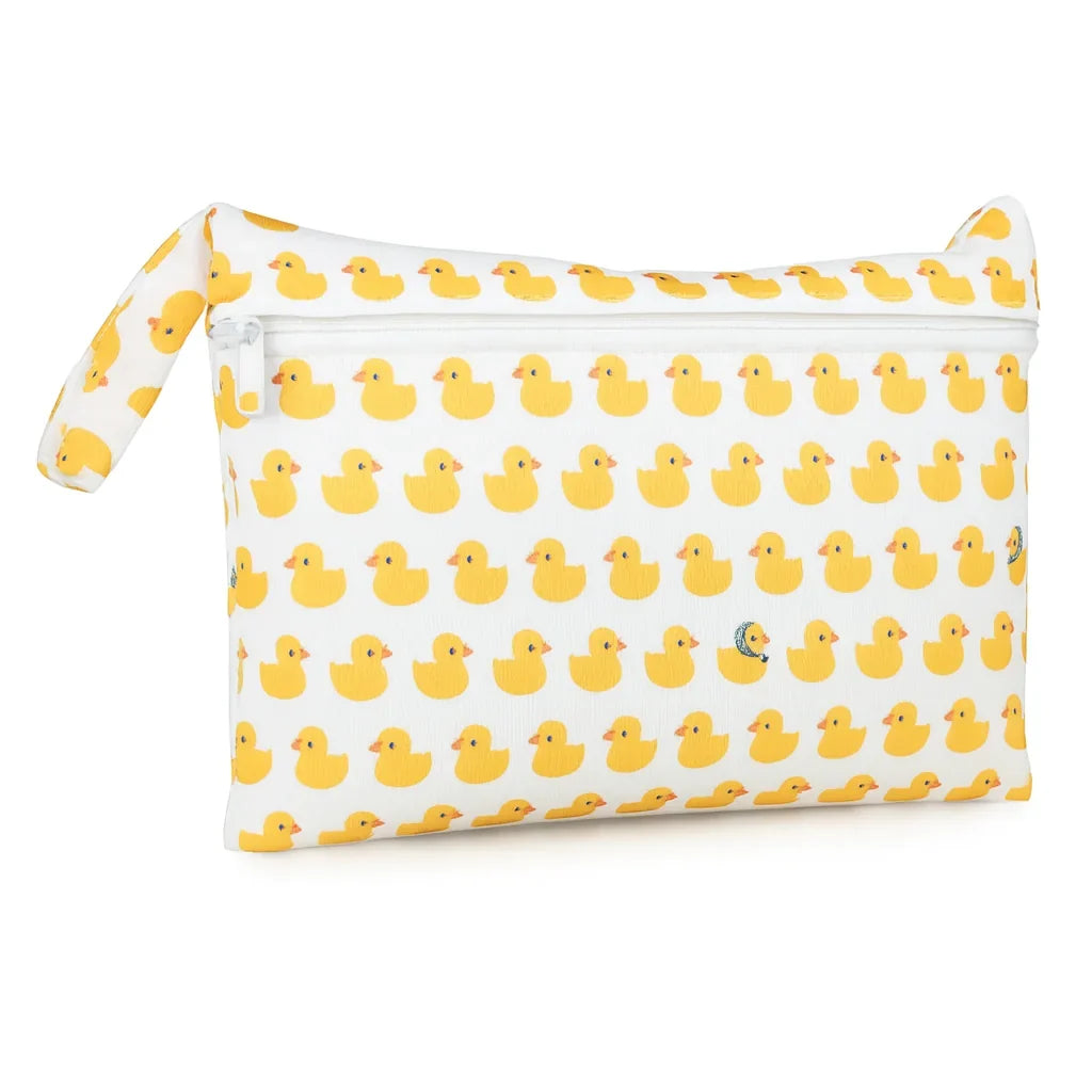 Trousse de toilette bébé à personnaliser : le petit indispensable à broder pour la naissance