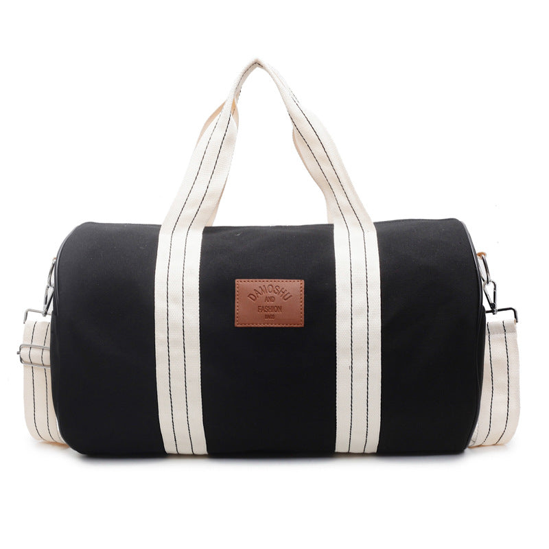 Sac Maternite Week-End porte en situation avec bebe | sac maternite BebeSac