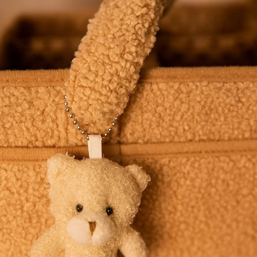 Panier à Langer Teddy Camel : détail bouclé teddy et nounours | BebeSac