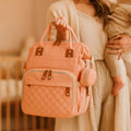 Sac à Dos à Langer Rose Pastel - porté en chambre d'enfant | BebeSac