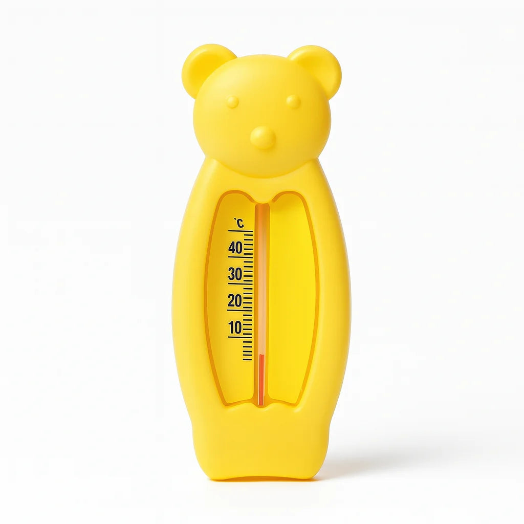 Thermomètre de Bain Ours Jaune : vue trois quarts sur fond blanc | BebeSac